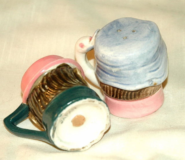 Toby Mug Salt and Pepper Shakers * VINTAGE*