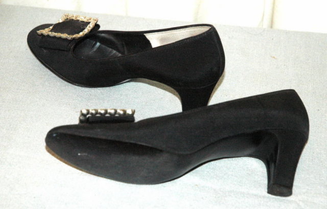 Town & County Black Satin & Jewels Shoes 8.5