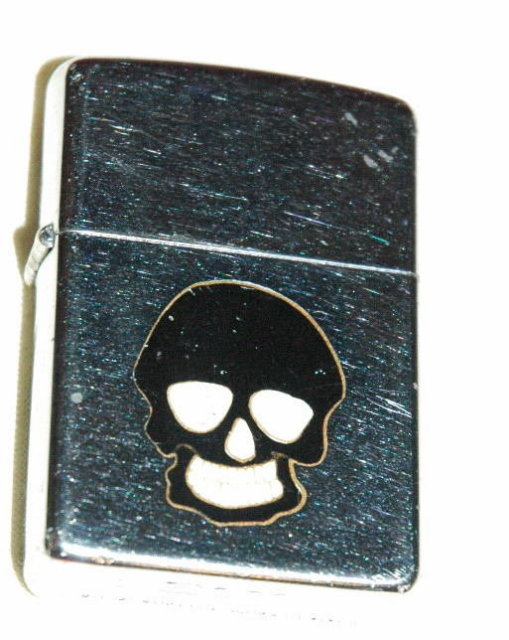 Black Skull Zippo lighter