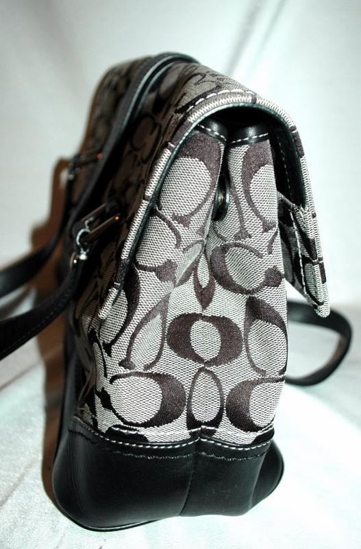 COACH - SIGNATURE STRIPE PURSE HANDBAG - BLACK AND GRAY