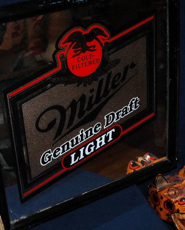 MILLER GOLD FILTERED GENUINE DRAFT LIGHT GLASS BAR MIRROR