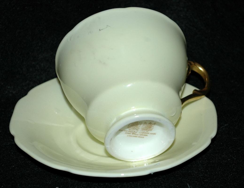 Paragon By Appointment H M The Queen & H M Queen Mary Fine Bone China England Tea Cup with Saucer Yellow with Gold