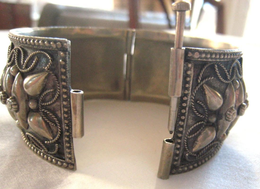 Antique Florence Italy Silver Hinged Cuff Bracelet.