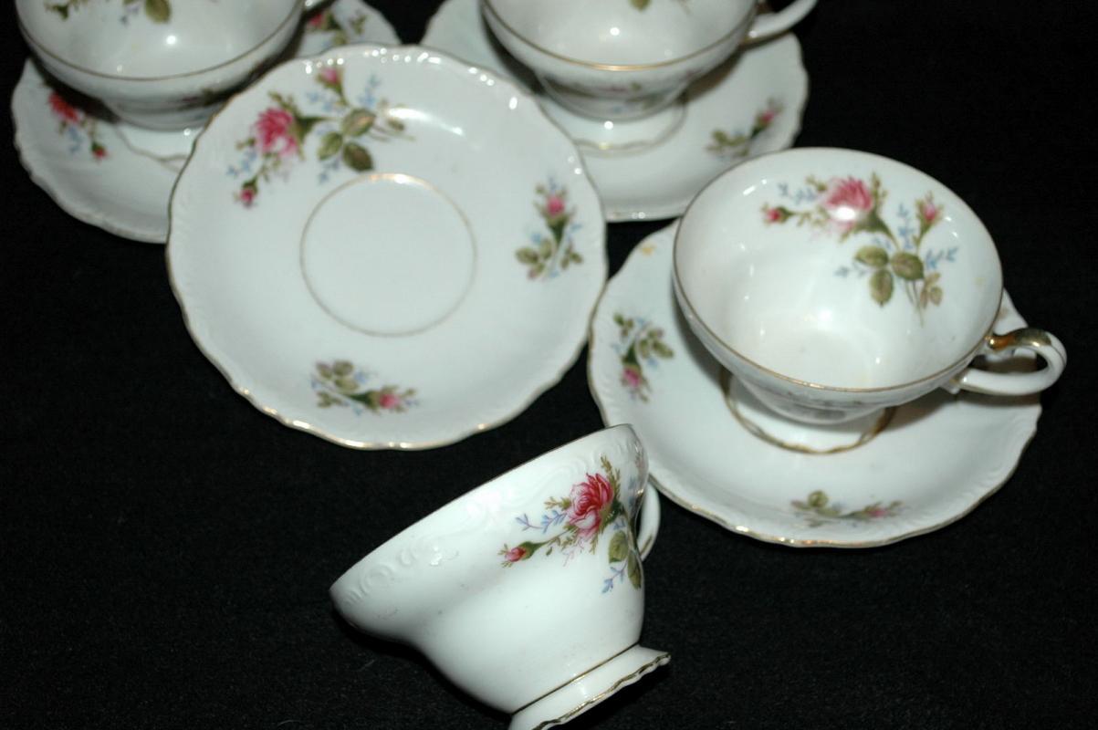 Aladin Occupied Japan Rose Pattern Tea Cup & Saucers 4 Sets Fine China