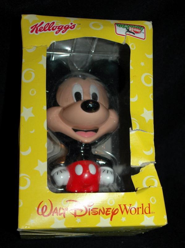 WALT DISNEY WORLD MICKEY MOUSE BOBBLE HEAD KEEBLER & KELLOGG'S 2002 PROMOTION