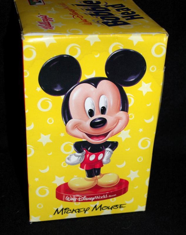 WALT DISNEY WORLD MICKEY MOUSE BOBBLE HEAD KEEBLER & KELLOGG'S 2002 PROMOTION