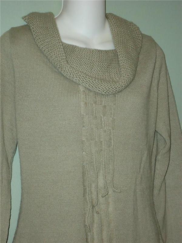 100% Baby Alpace Ecru Sweater hand knit from Peru