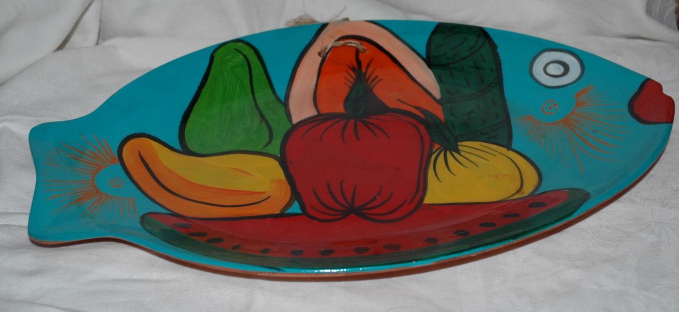 Mexican Folk Art Talavera Pottery Fish Platter Hand Crafted Wall Plate Brilliant Colorful Fruits