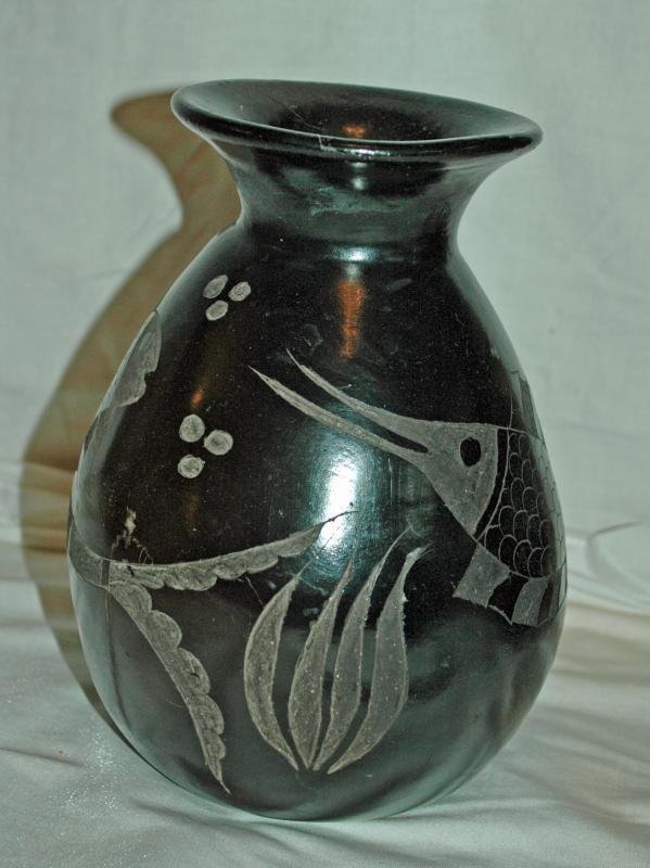 MATEOS MEXICO BLACK POTTERY VASE 9