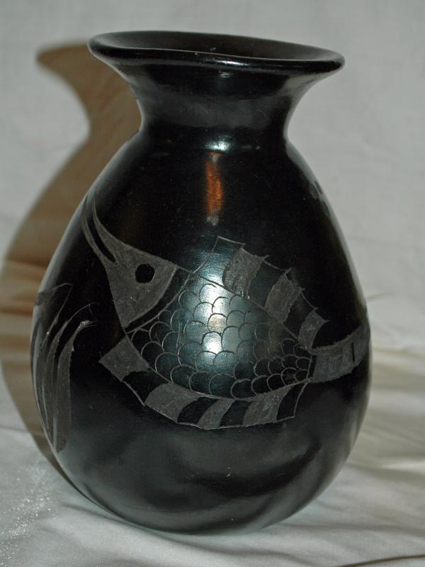 MATEOS MEXICO BLACK POTTERY VASE 9