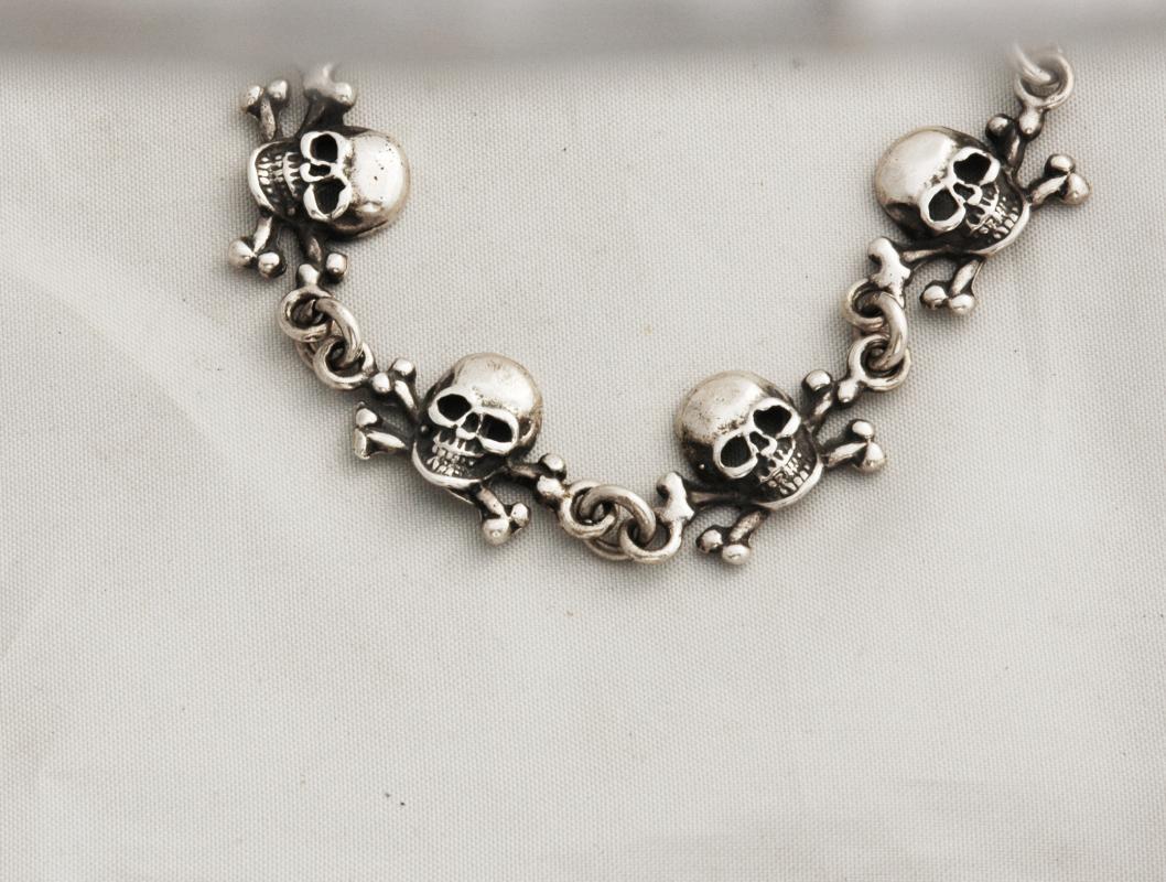 Skull and Crossbones Solid Sterling Silver Bracelet , Day of the Dead