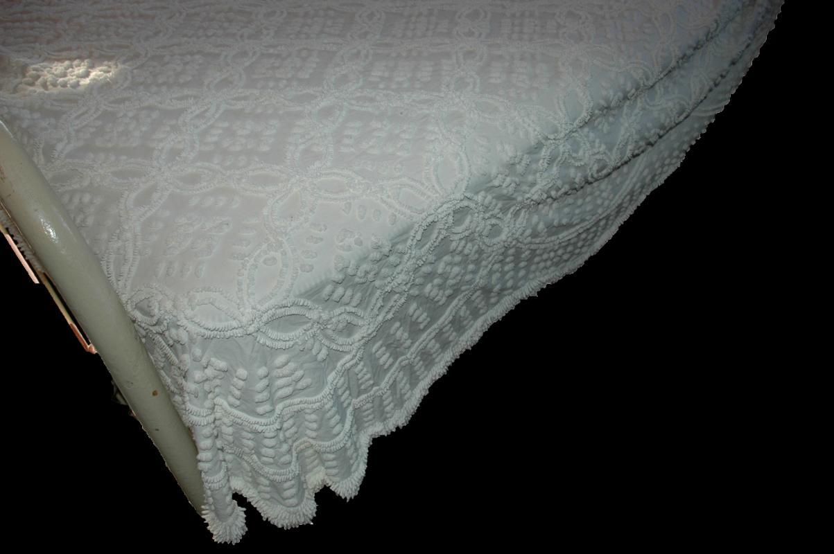 2 White Chenille Twin Bedspeads/ Matching