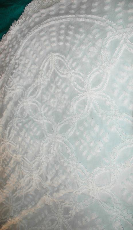 2 White Chenille Twin Bedspeads/ Matching
