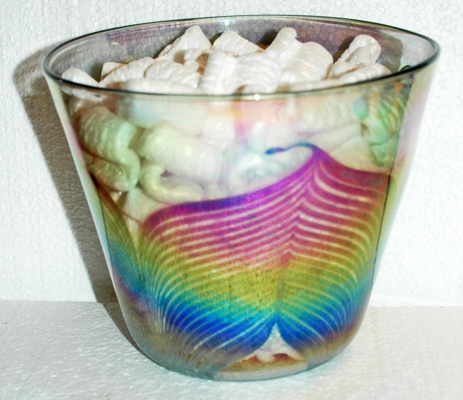 IRIDESCENT PULLED FEATHER GLASS ICE BUCKET BOWL, SIGNED DATED 1982 AND NUMBERED BLOWN ART GLASS