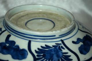 Japanese Kraak Style Large Porcelain Bowl with double foot ring