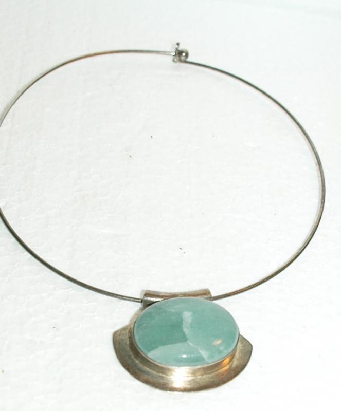 Celadon Jade Jadeite in Sterling Silver Choker Collar Necklace Wintergreen shade Cabochon