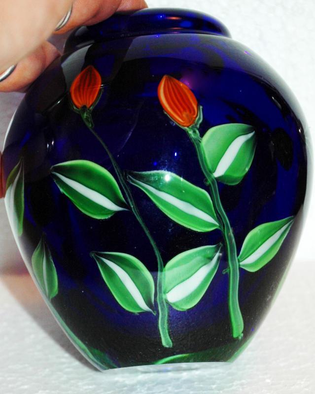 Kusak Art Cryrstal Vase Cobalt Blue with Cased Flowers Signed / Seattle Washington