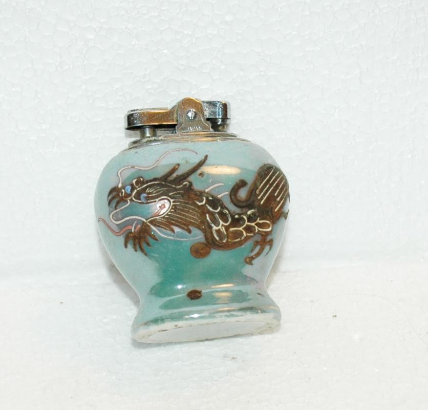 Dragonware Moriage Luster Porcelain Table Lighter Asian