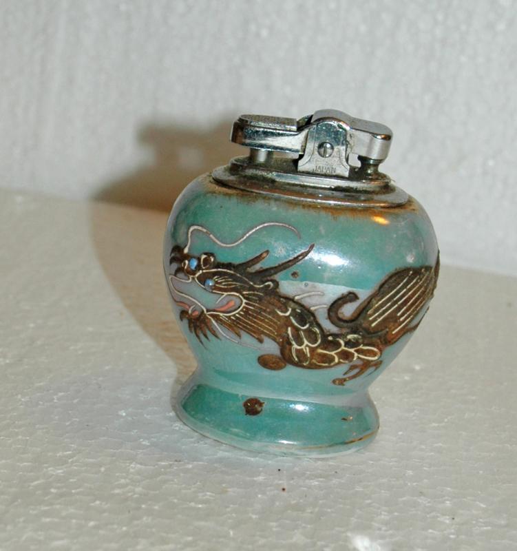 Dragonware Moriage Luster Porcelain Table Lighter Asian