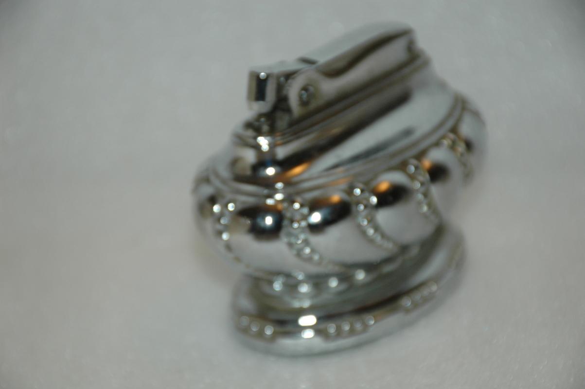 Vintage Omsco Lite Automatic Super Table Lighter