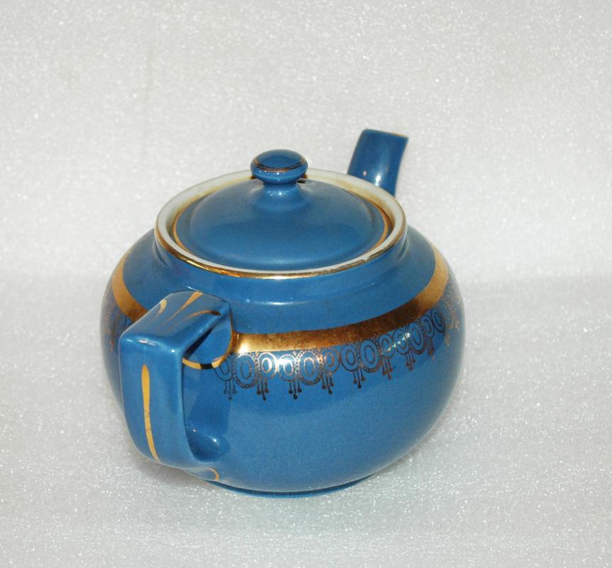 Hall Teapot Blue with Gold Trim