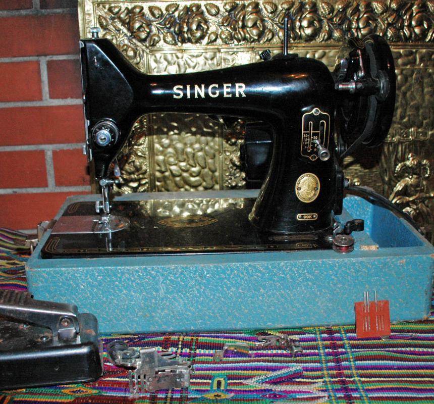 Vintage 1956 Singer Model 99K Sewing Machine In Working Condition