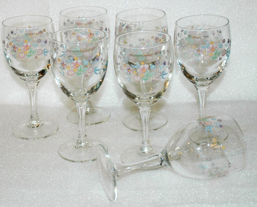 Luminarc Hand Painted Spring Flowers on Stemware Wine Glasses x 7