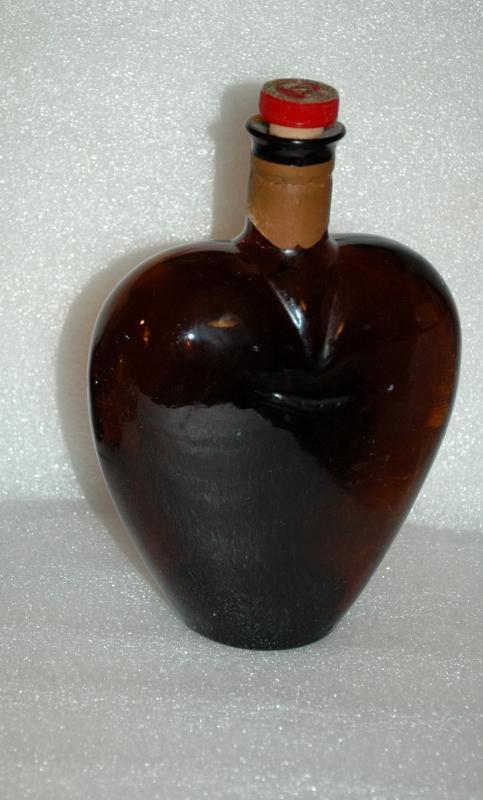 HEART Shape Vintage Brown Glass Paul Mason Rare Sherry Bottle with orig label and cork