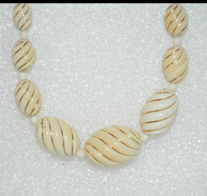 14K Gold & Antique Twisted Pre-Ban Ivory Beaded Necklace Estate Piece