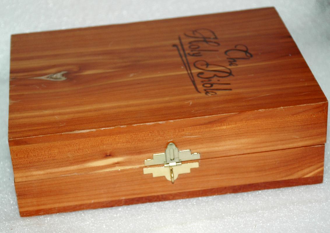 Cedar Wood Bible Box , lovely wood grain figure with knots