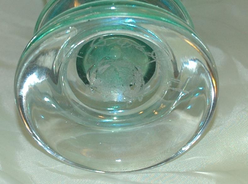 ED BROADFIELD GLASS Green Iridescent Swirl Art Glass Vase , Tall and Signed