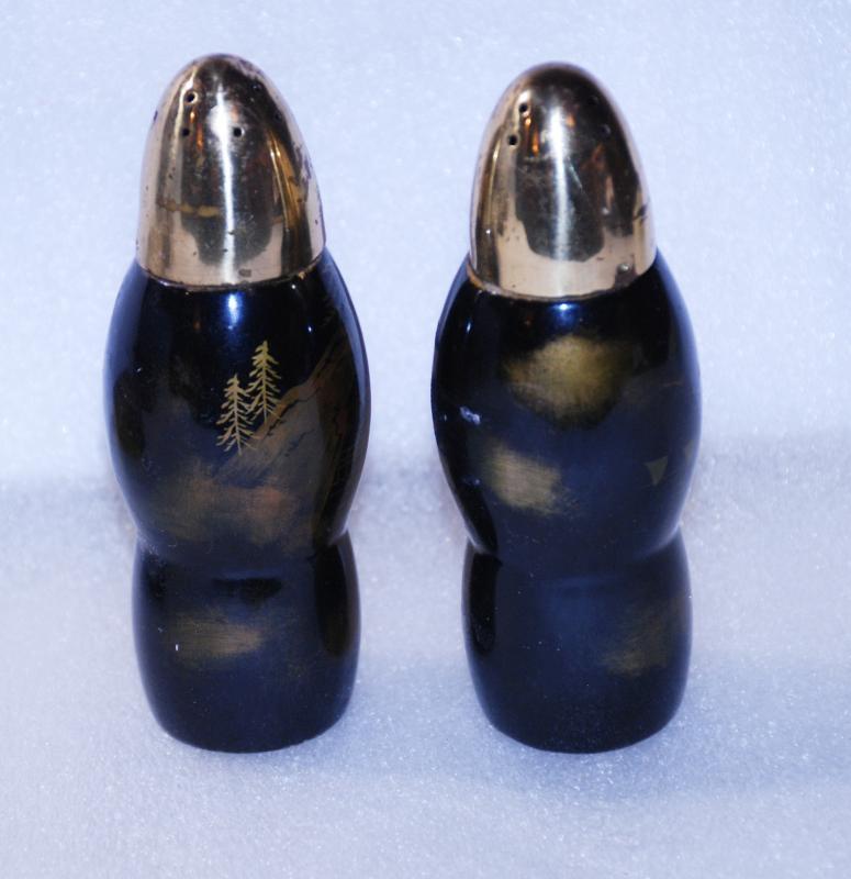 Vintage Chinese Black with gold / Green Shimmering paint lacqure salt pepper shakers