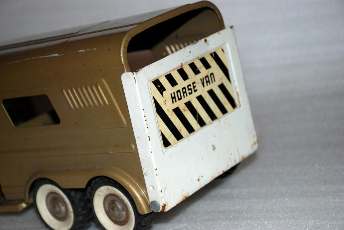 Structo Vista Dome Horse Van Trailer Pressed Steel Vintage 1960s Toy