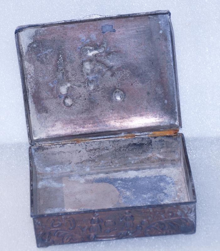 Silver plate Cigarette or Trinket Box, made in Japan with Victorian Scene