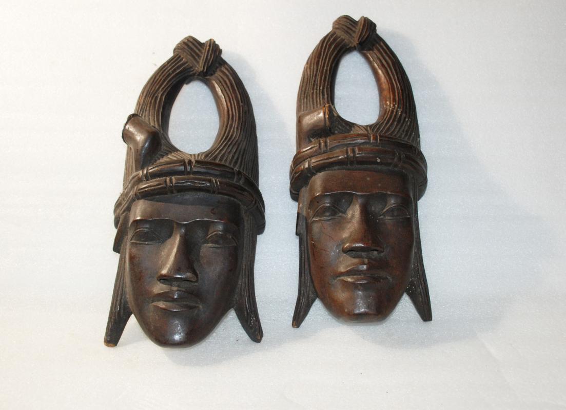 Pair of Indochina Wood Carved Heads Wall Art / Antique