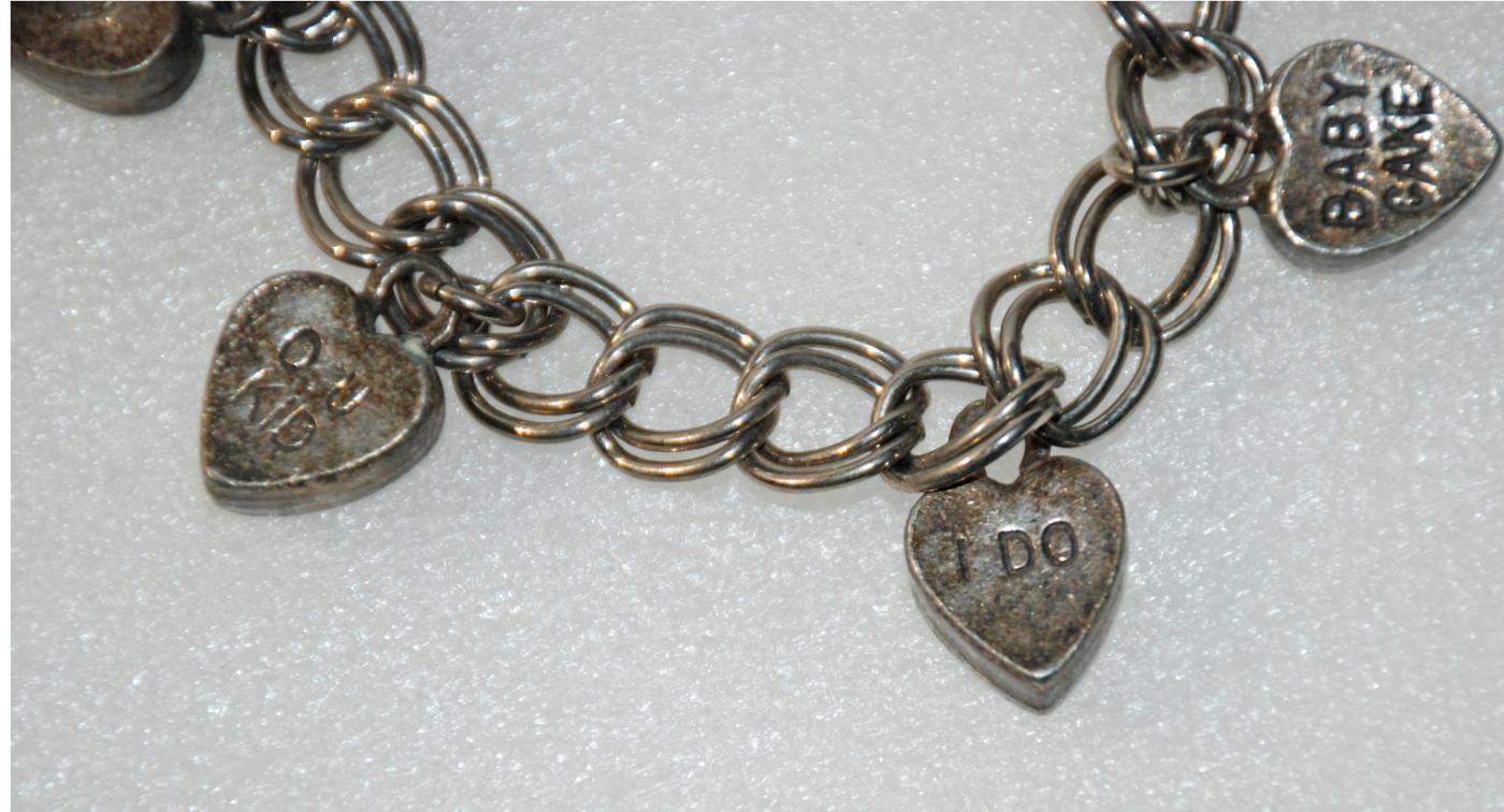 Valentine's Silver Candy Hearts Charm Bracelet Eldorado Club USA International.