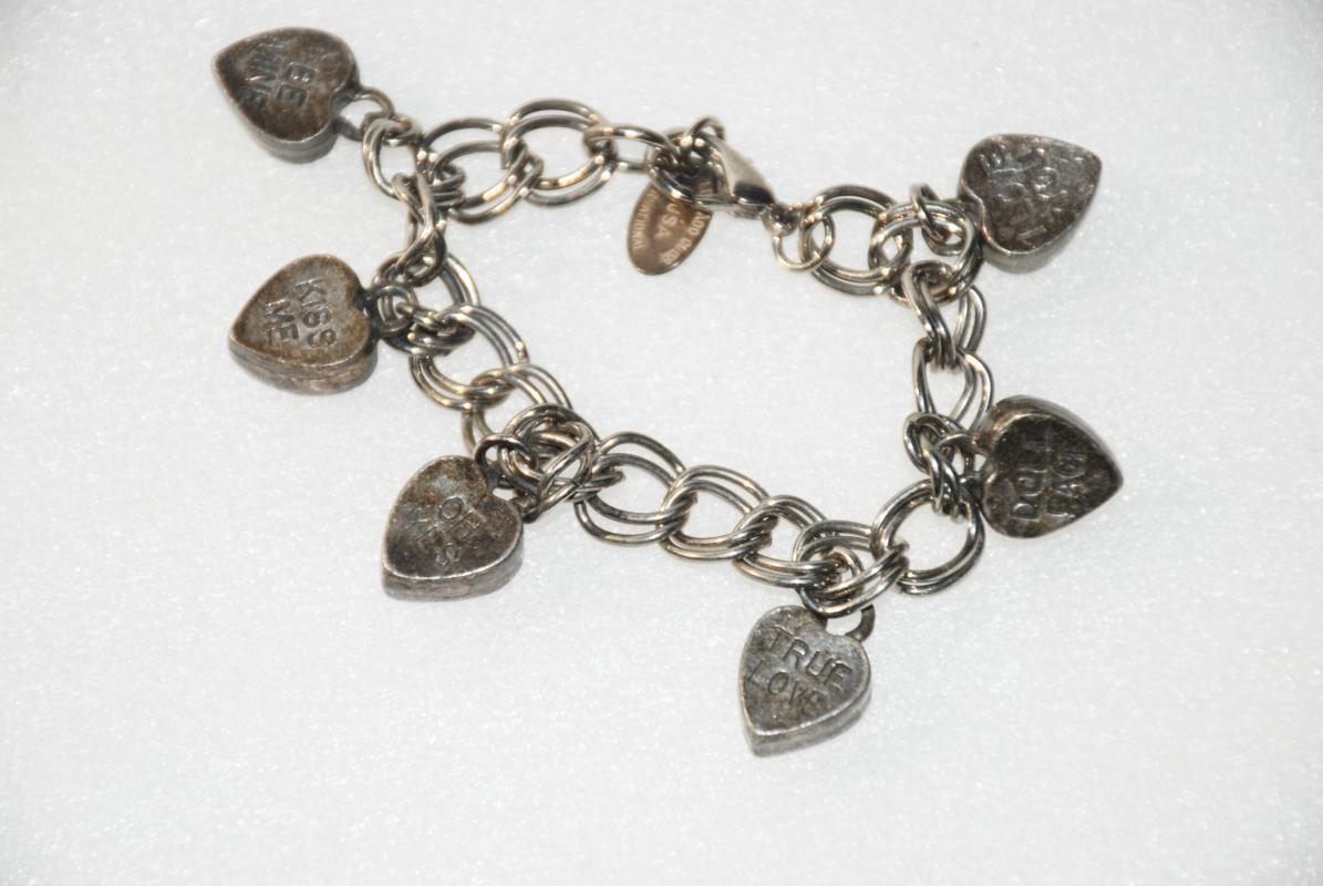 Valentine's Silver Candy Hearts Charm Bracelet Eldorado Club USA International.