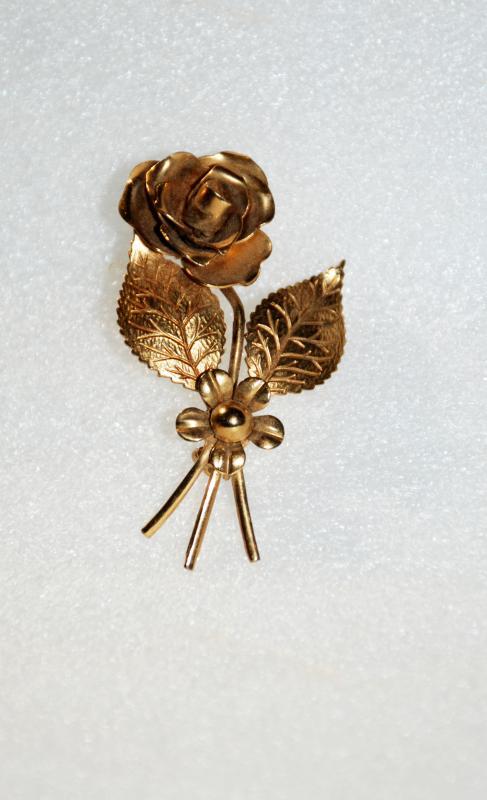Coro Gold Tone Rose & Flower Brooch Pin