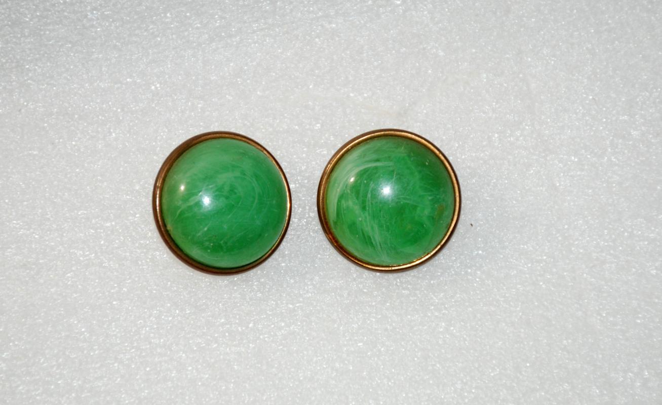 Vintage Faux Jadeite Green Marbled Lucite Plastic Dome Clip On Earrings