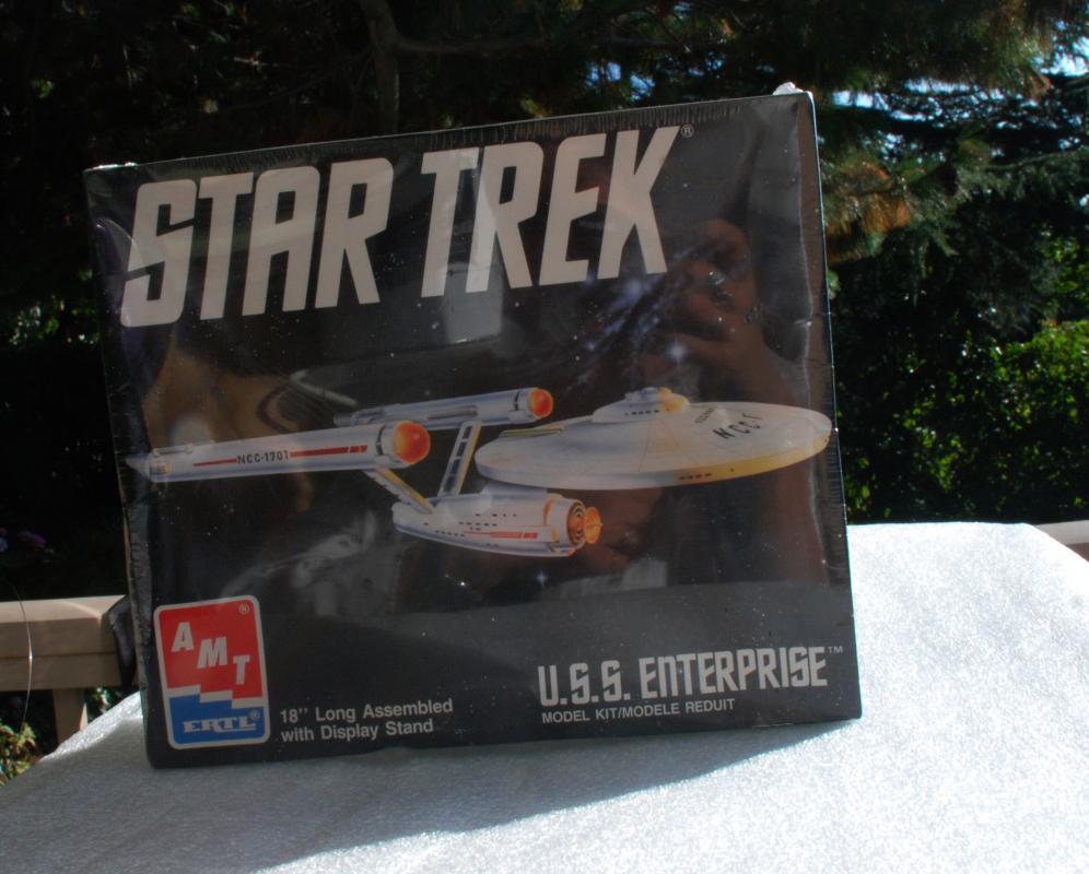 Vintage Star Trek USS Enterprise AMT Model by Ertl Brand New and Sealed in Box made in Mexico