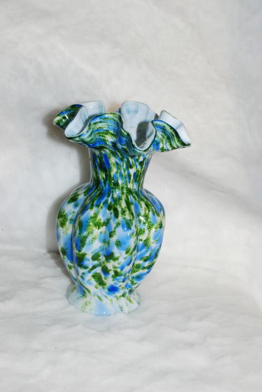 Vintage Fenton Art Glass Vase Vasa Murrhina Blue Green Aventurine Ruffle Scallop