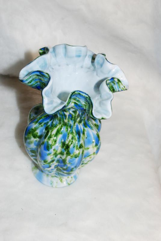 Vintage Fenton Art Glass Vase Vasa Murrhina Blue Green Aventurine Ruffle Scallop