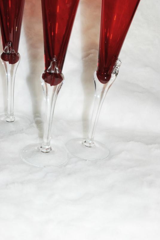 4 Tall Red & Crystal Clear Champagne Flutes , Hand Blown Glass Elegant