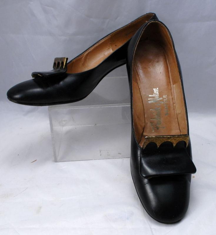 Cole Haan Leather Black Tassel Loafers, Women size 9.5 B , Vintage