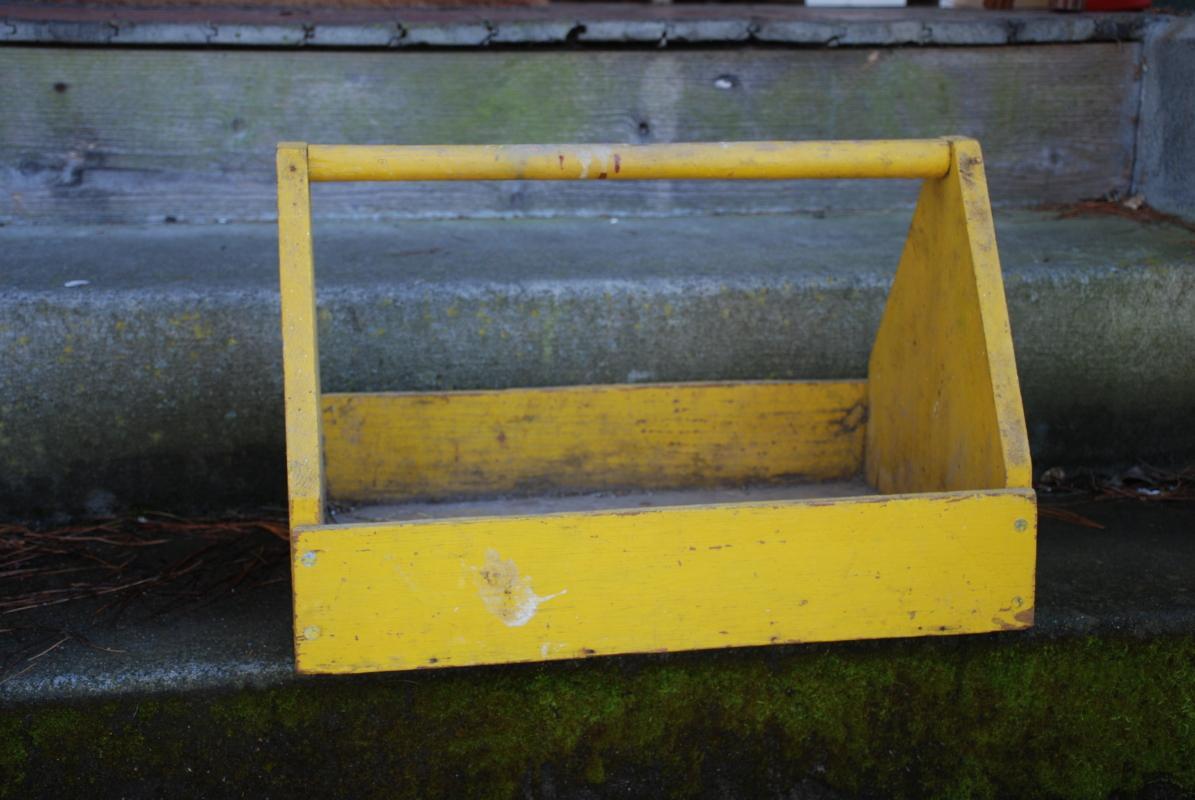Vintage Yellow Painted Wood Wooden Garden Caddy Fruit Picking Gathering Tote Tool Box Box