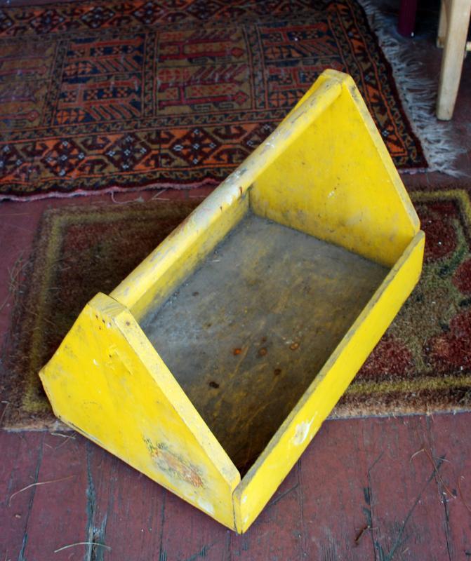 Vintage Yellow Painted Wood Wooden Garden Caddy Fruit Picking Gathering Tote Tool Box Box