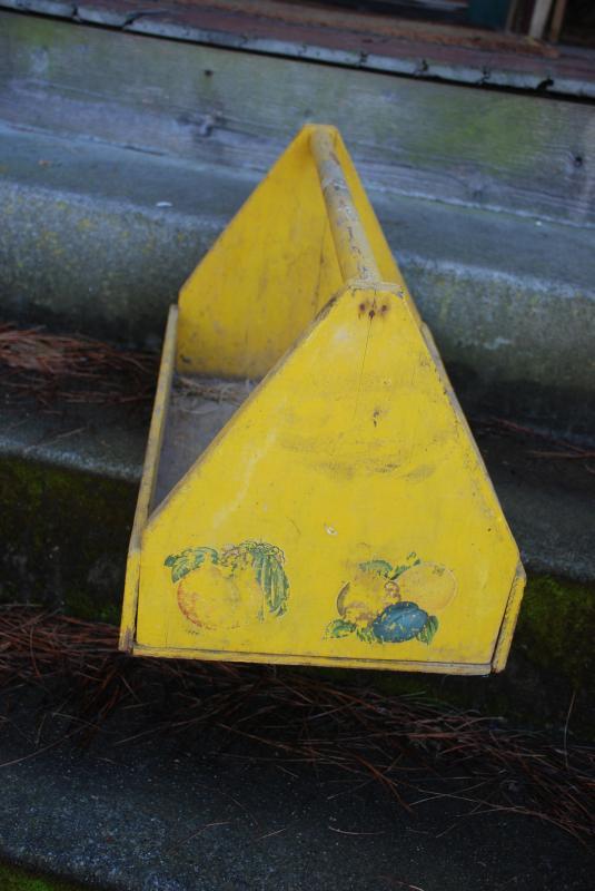 Vintage Yellow Painted Wood Wooden Garden Caddy Fruit Picking Gathering Tote Tool Box Box