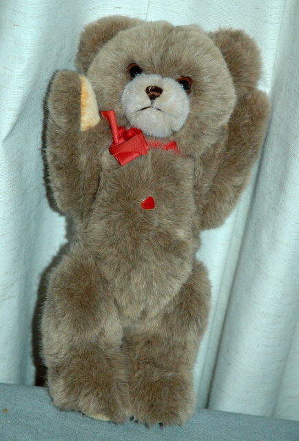 Austrian Hator Heart Bear Fully Jointed with tag PRICE REDUCTION!**