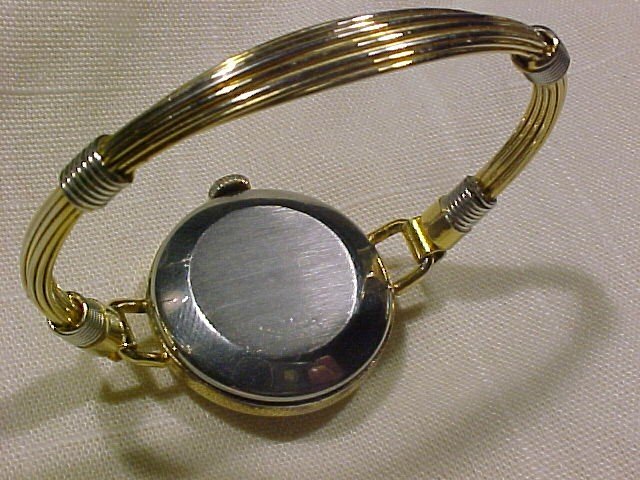 Kenneth Jay Lane Ladies Goldtone watch 17 Jewels- manual wind vintage