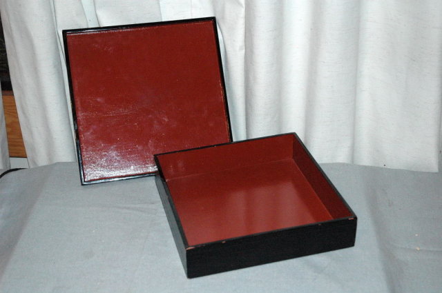 Japanese Black Wood Lacquer Box ** PRICE REDUCED !*